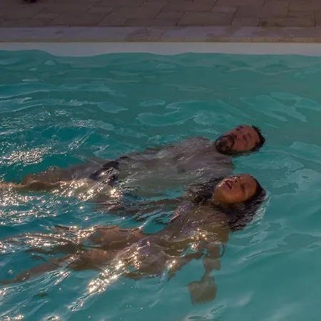 Tir Na Nog Bed and breakfast 4*