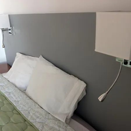 Bed and breakfast Tir Na Nog 4*